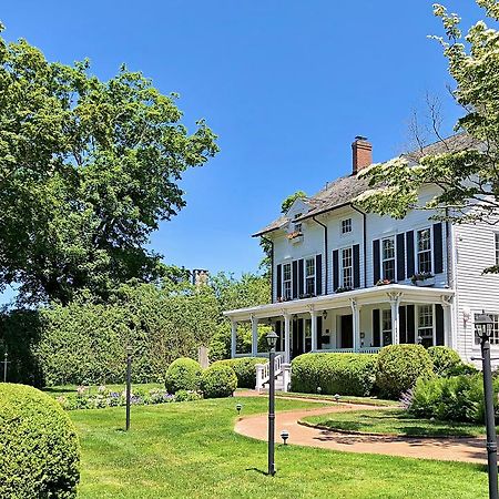 The Hedges Inn East Hampton Exterior photo