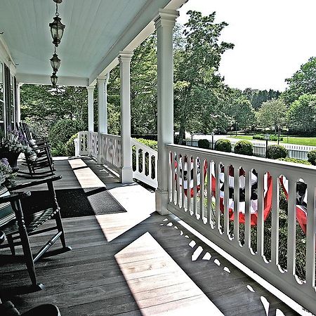 The Hedges Inn East Hampton Exterior photo