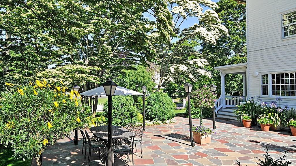 The Hedges Inn East Hampton Exterior photo